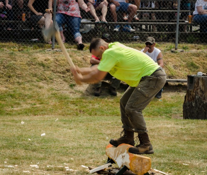 These guys know how to chop wood! Powerful, fast strokes quickly chop through the logs.