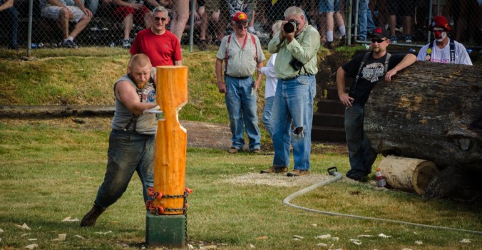 These are powerful people chopping the logs!
