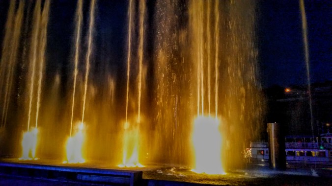 It was impossible to do justice to the fountain that incorporated water, flame, and sound into a very nice production.